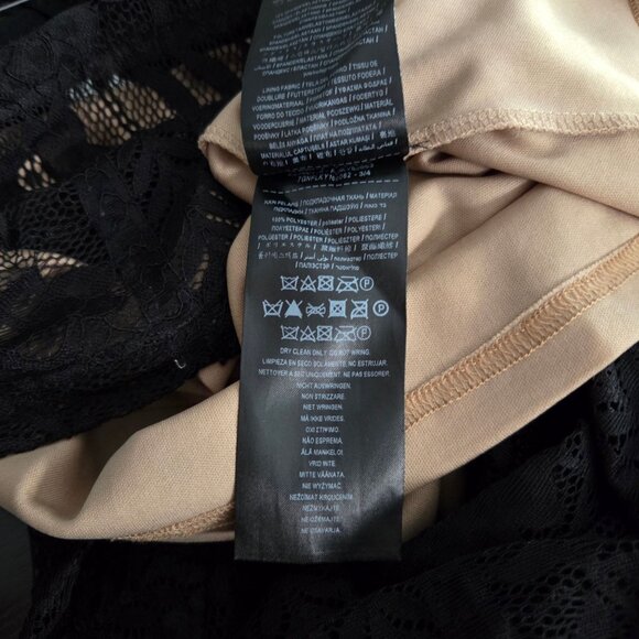 Guess Off Shoulder Floral Lace Bodycon Mini Dress Women's Size L Black - Picture 8 of 10